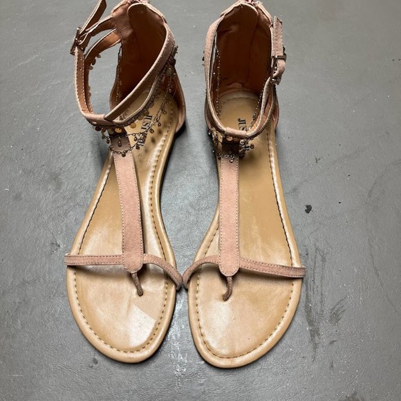 JustFab Size 9 Flat Gladiator Sandals - Picture 1 of 4